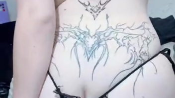 Leticia Yuni xvideos privacy de quatro fodendo