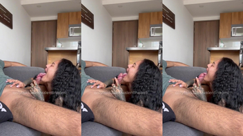 Valentina Naomi levando gozada depois do boquete