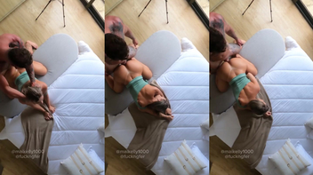 Loira do corpão Maikelly Muhl transando de quatro com visão de cima