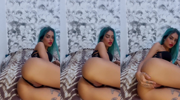 Vídeo da Tati Zaqui mostrando a bucetinha deliciosa no Privacy