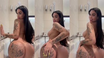 Dj Nathi mostrando o bundão tatuado em vídeo exclusivo no Privacy