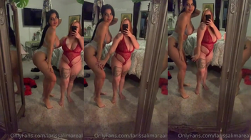 OnlyFans Vazado Larissa Lima e Jess Coraline dançando nua em frente ao espelho