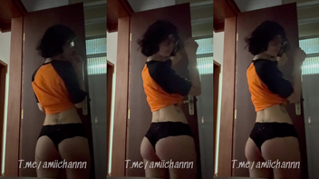 Vazado da AmiiChann mostrando os peitos deliciosos